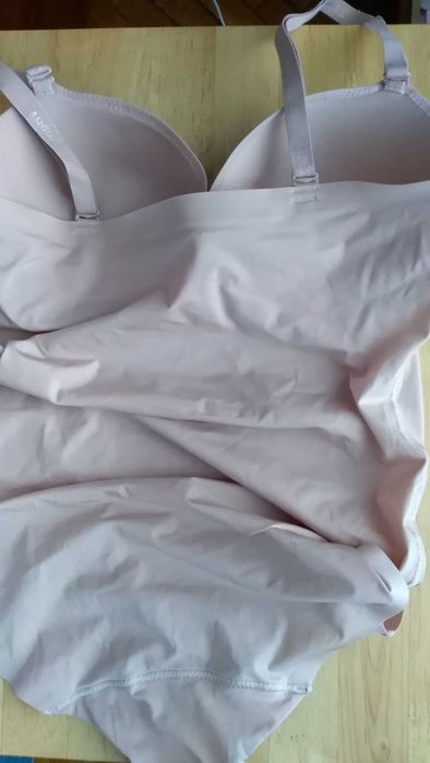 Triumph Body Make-Up, nou, original, marimea 80 C, culoare nude