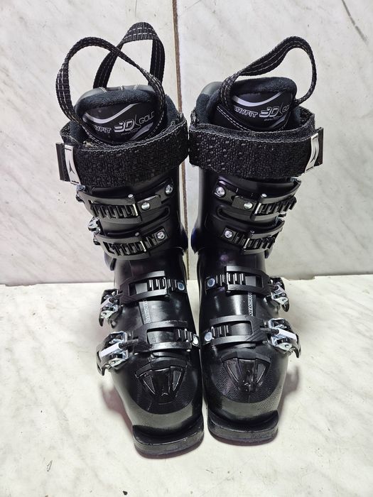 Clapari ski schi  Atomic Hauw mondo  23-23,5 corespunde mărimii 36-37