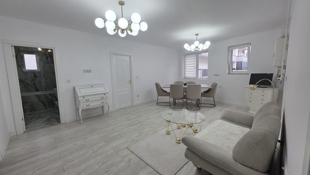 Apartament 4 camere decomandat
