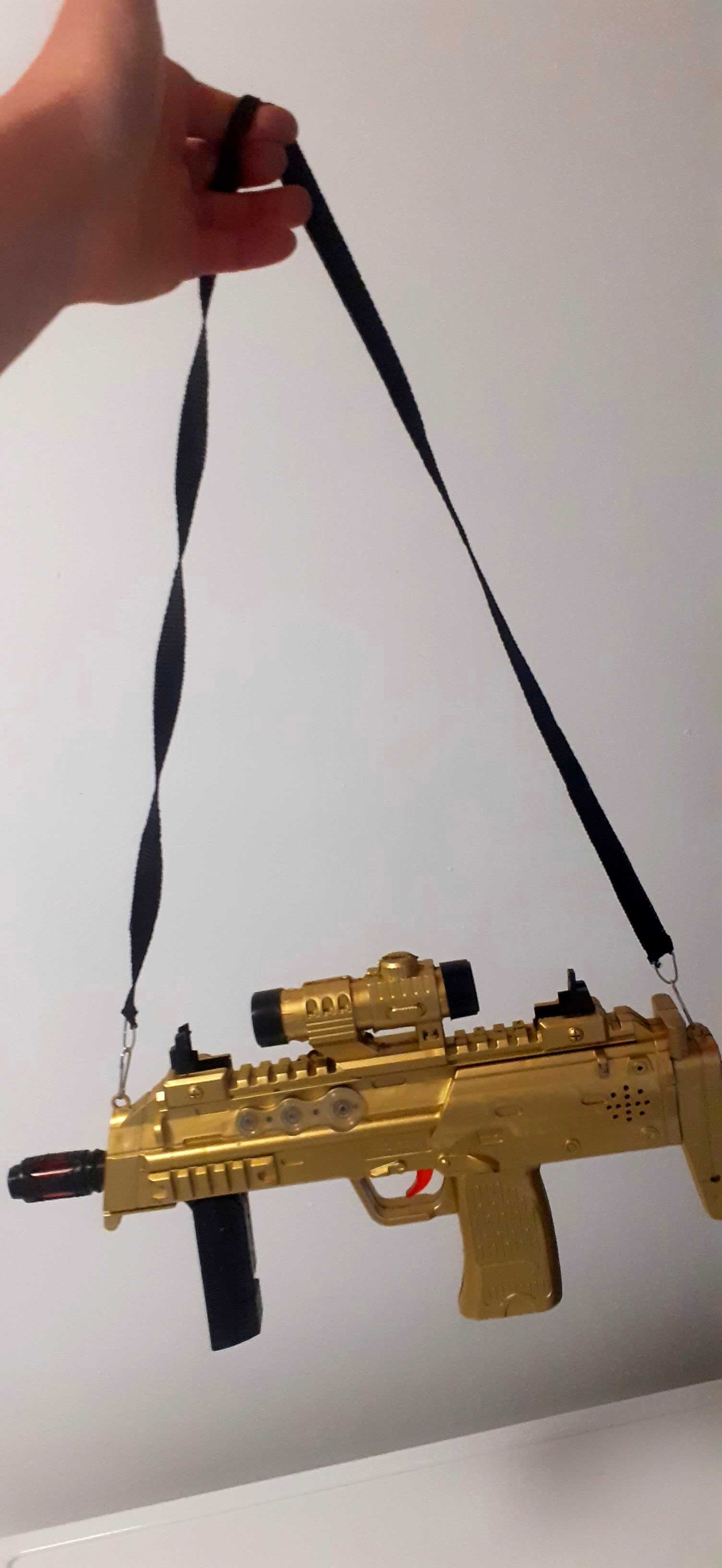 детски автомат със звукови и светлинни ефекти - 3+
