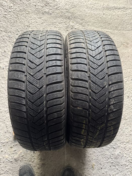 225/55/17 M+S PIRELLI 2022 , stare foarte buna !