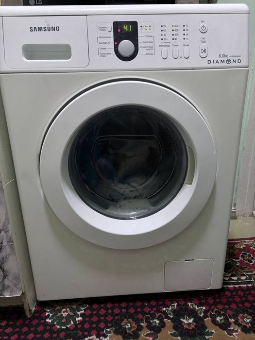 Продаю стиральную машинку, загрузка 6 кг