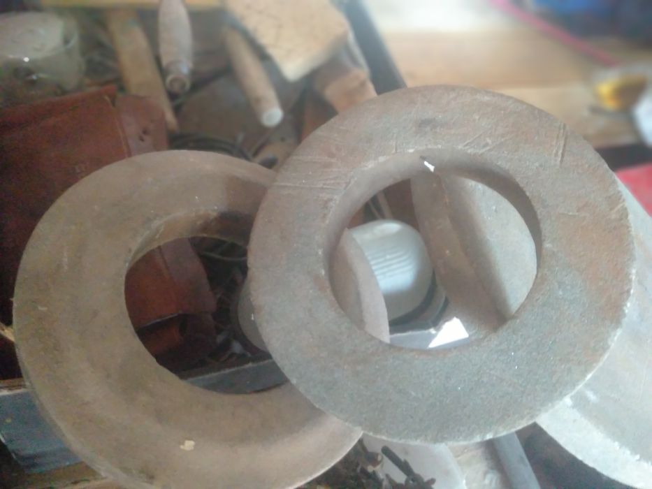 Продам точильный круг