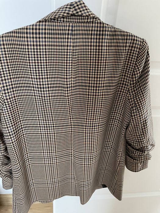 Sacou in carouri de primavara