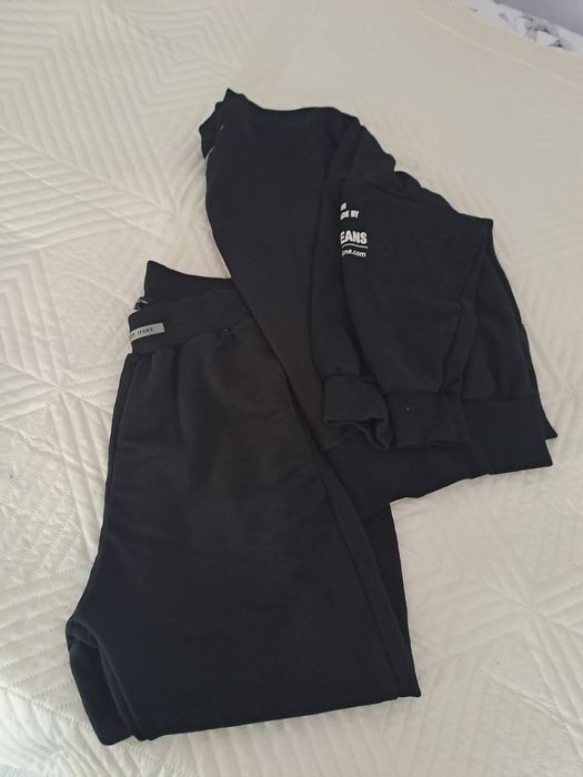 Спортен комплект за  момичета