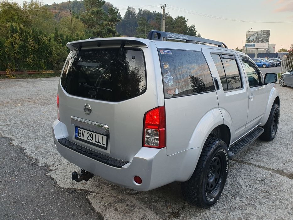 Nissan pathfinder