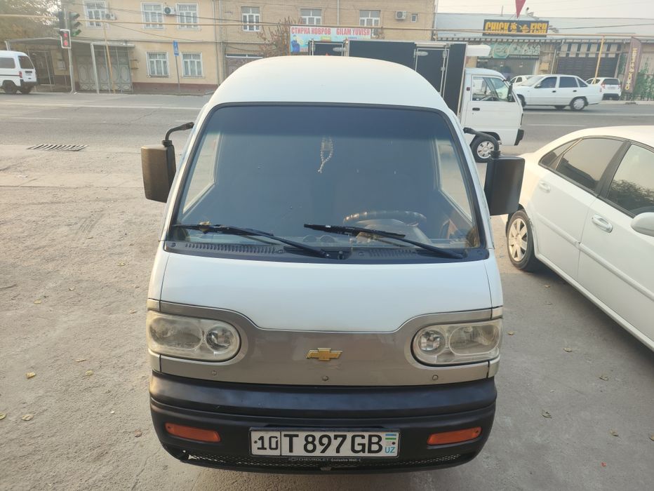 Damas van 2010 sotiladi