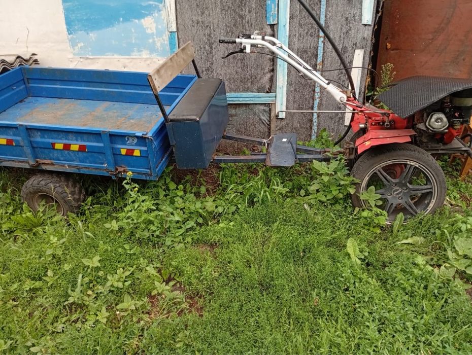Продам мотоблок со всеми причендалами