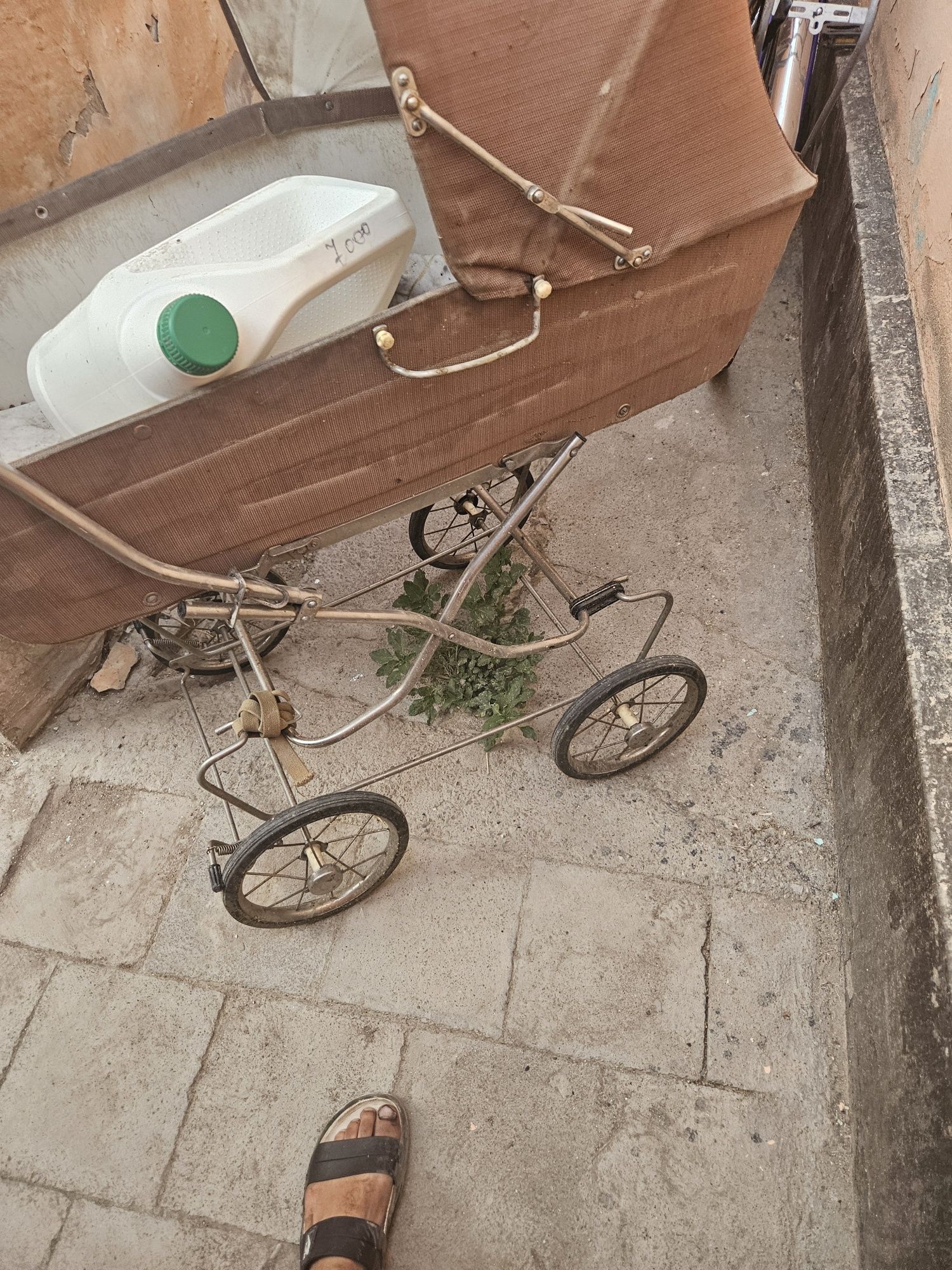 Продаю соведску коляску