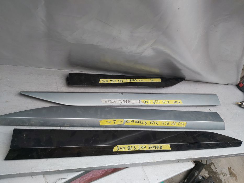 Лайсна врата  шкода суперб Skoda Superb  2016/2023г