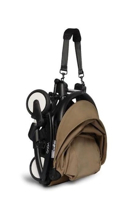 Коляска ее люлька и прогулка