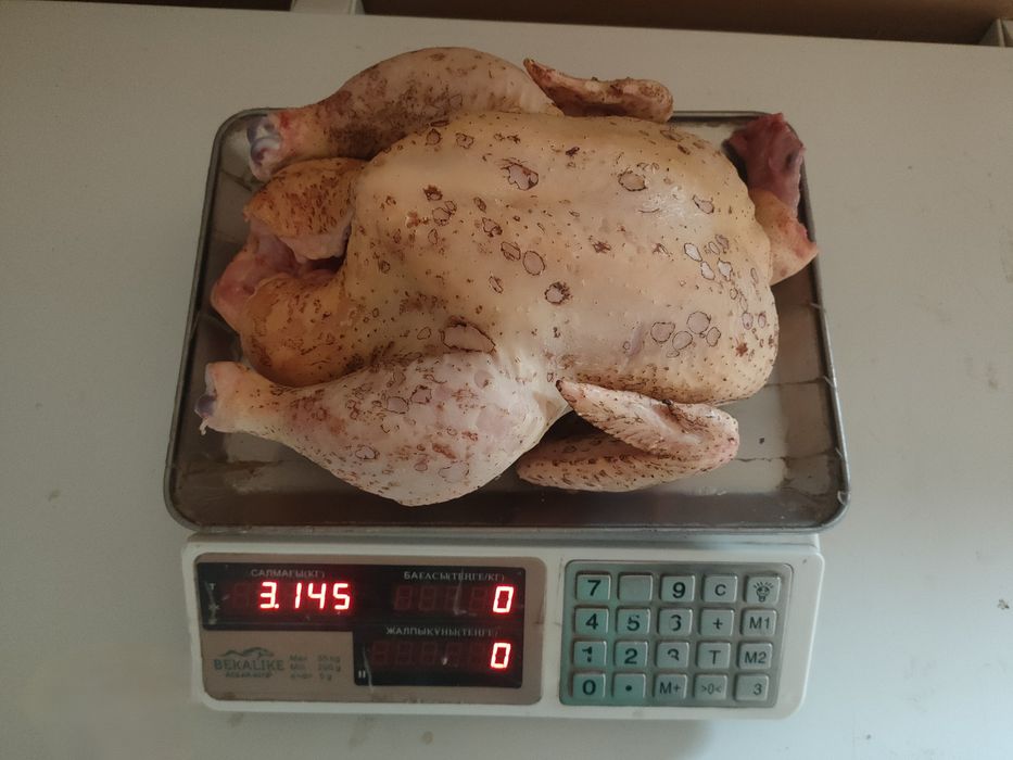 Продаётся мясо(тушка)домашнего трёхмесячного бройлерного цыплёнка.