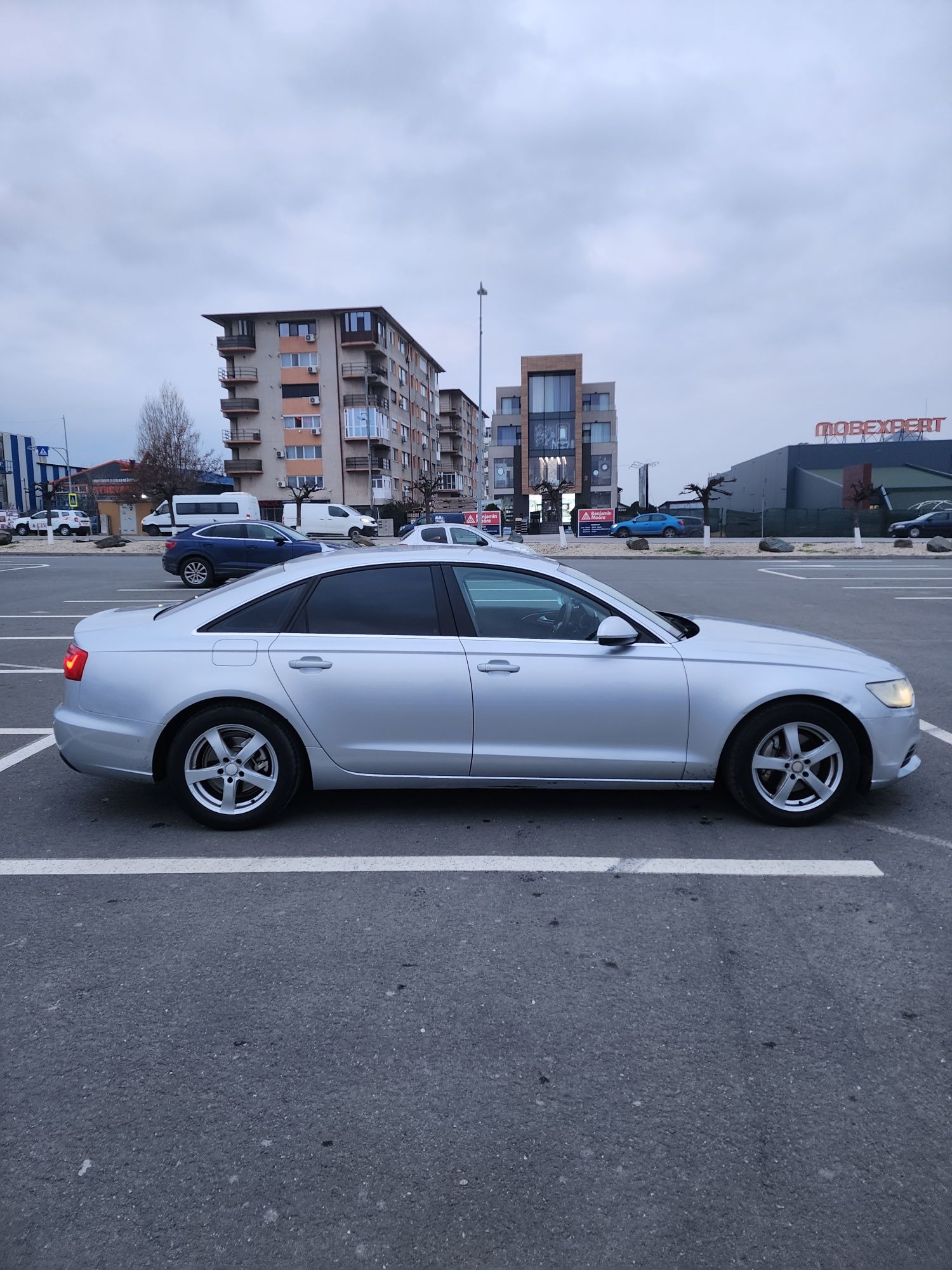 Audi A6 2012, 2.0 TDI