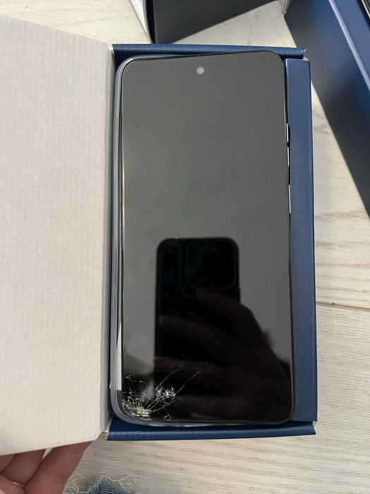 Motorola   2 бр g34 5g / 1 E40 да части
