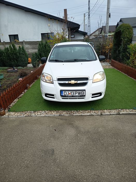 Vând Chevrolet Aveo Benzina 1,2/85cp/2010