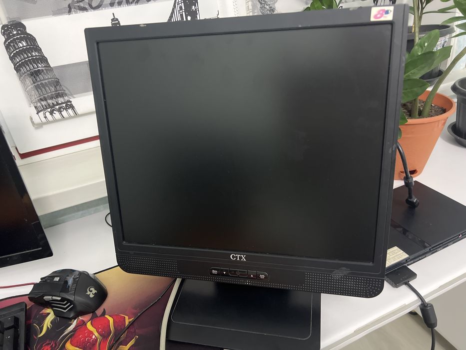 Обменяю мониттор на любой дргой монитор с разьмом на три колокольчики