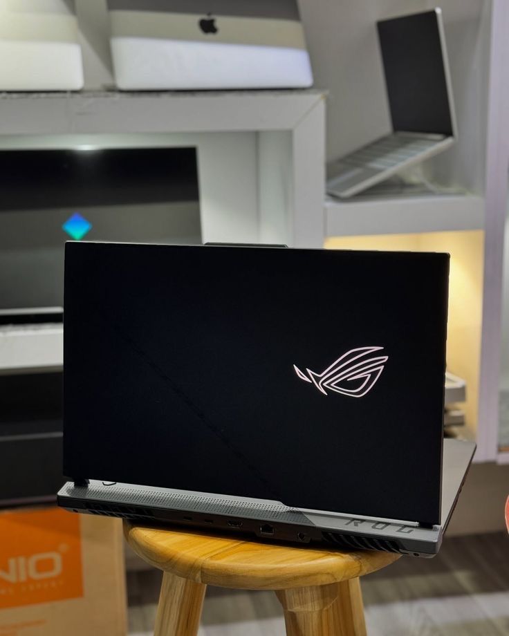 Ноутбук ASUS для учебы, работы и игр