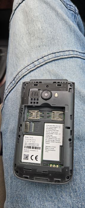 Telefon cu clapetă în ARAD