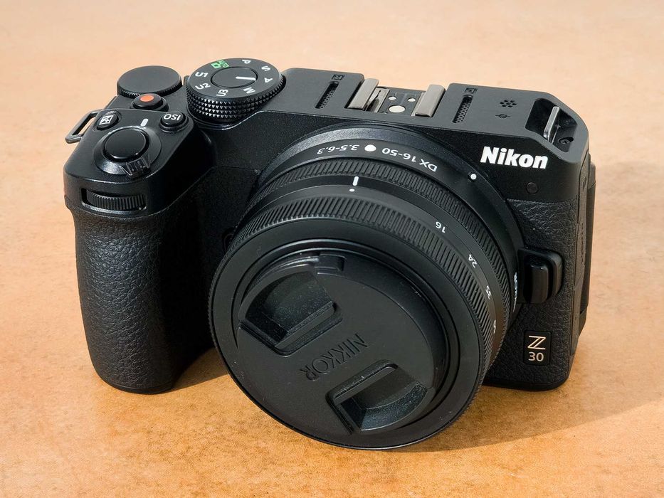 Nikon Z30 + обектив Z DX 16-50mm VR