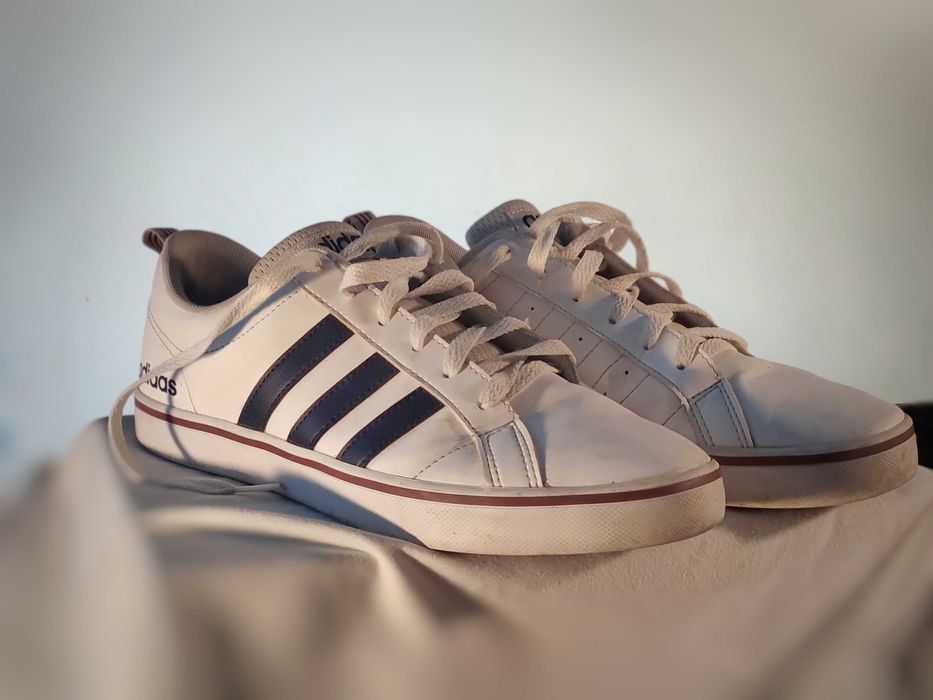 Adidas originali (negociabil)