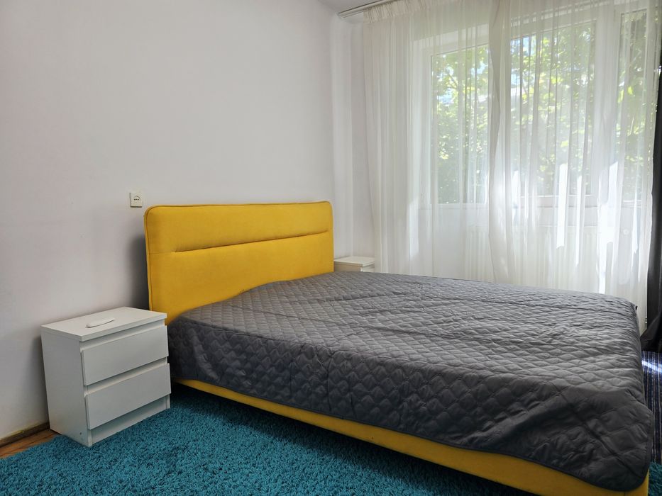 Inchiriez apartament 2 camere UltraCentral
