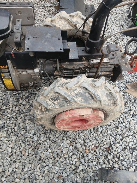 Motocultor...freza...plug