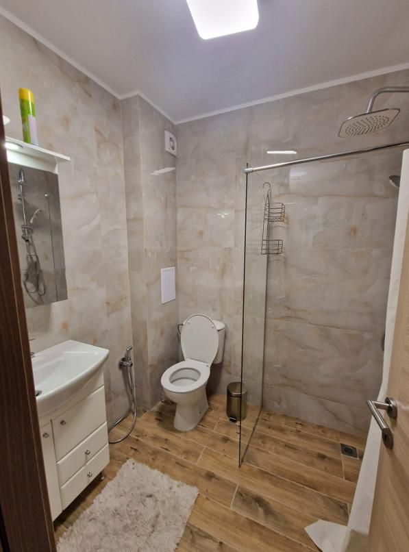 Дава се под наем Двустаен апартамент в Пловдив, Център - 70 кв.м за 612 € - Снимка #5