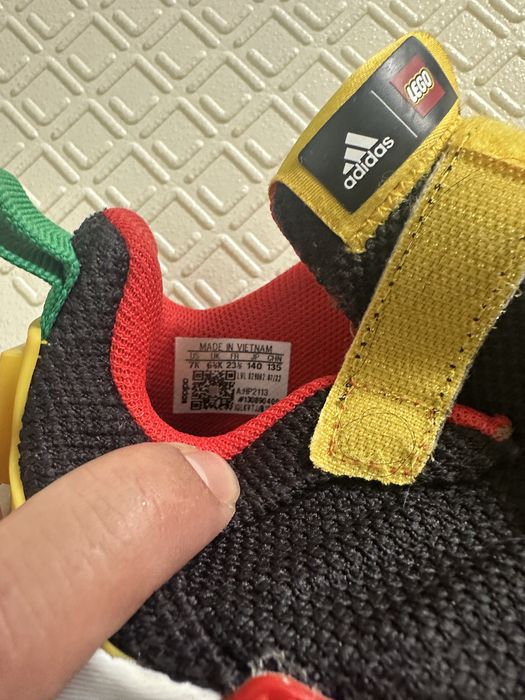 Продаются детские кроссовки оригинал Adidas LEGO x Sport DNA