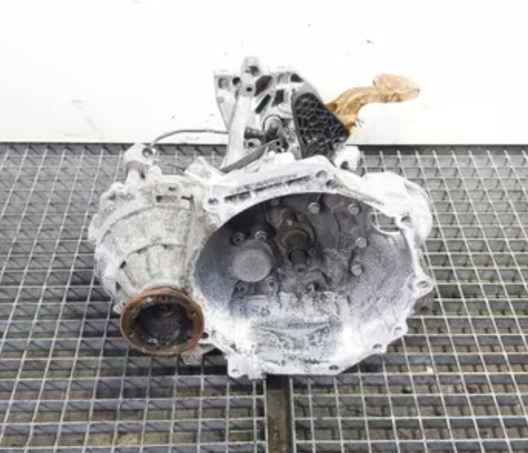 Cutie viteze 6tr 2.0FSI cod BLR Passat B6/Octavia/Leon/Touran/Caddy/A3
