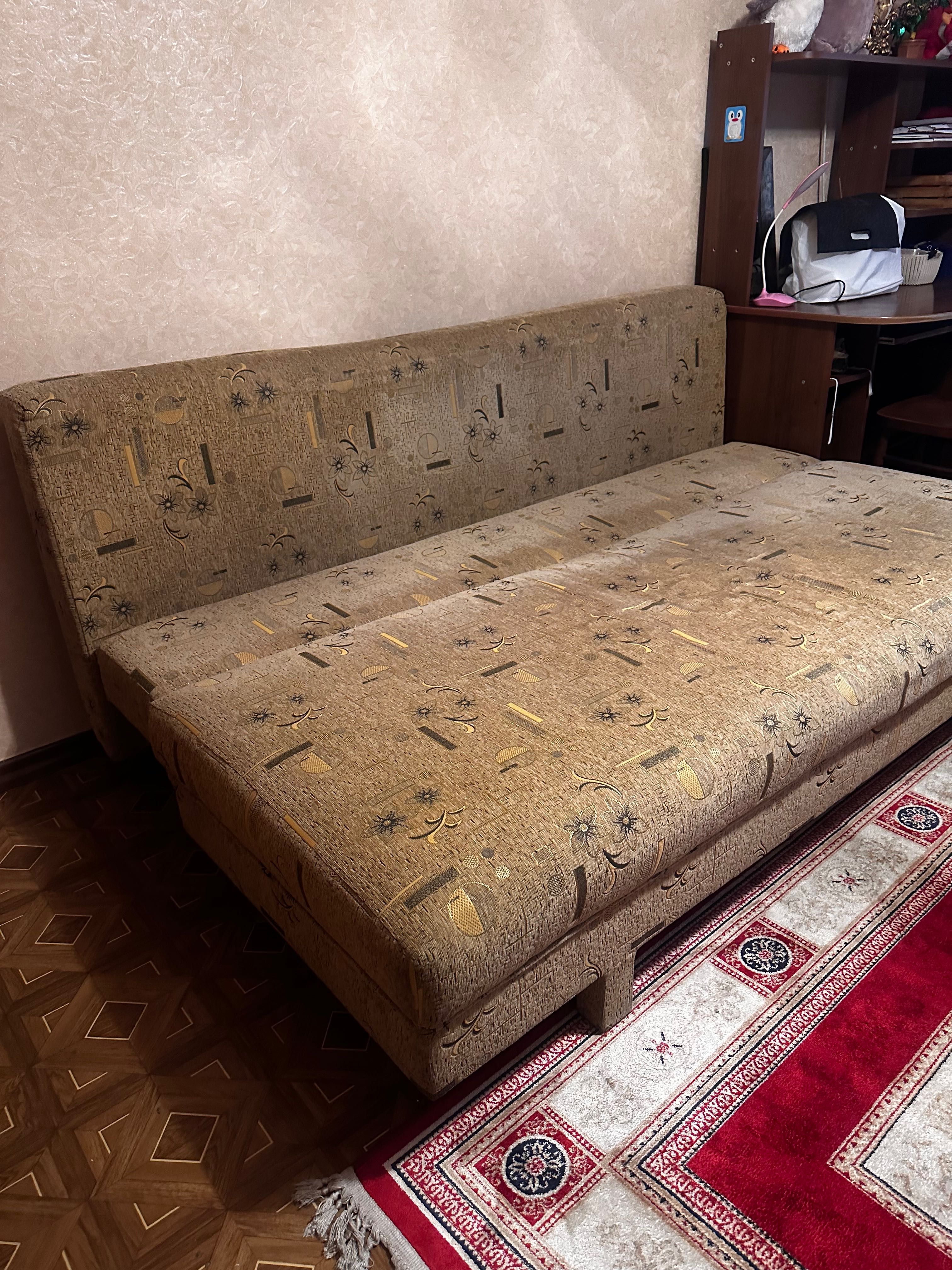 Диван раскладной 2 м на 90 см с подушками в Алматы самовывоз