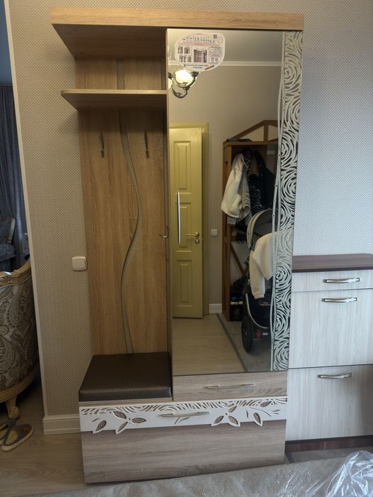 Продам прихожую