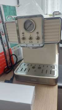 sigilat espressor manual Livoo dod174 , 15 bari , 1350w , duza spumat