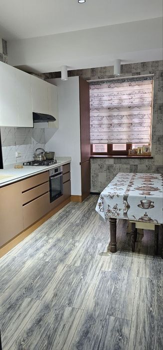 Сдаётся 2х-комнатная квартира ТОЛЬКО  ГОСТЯМ нашего города