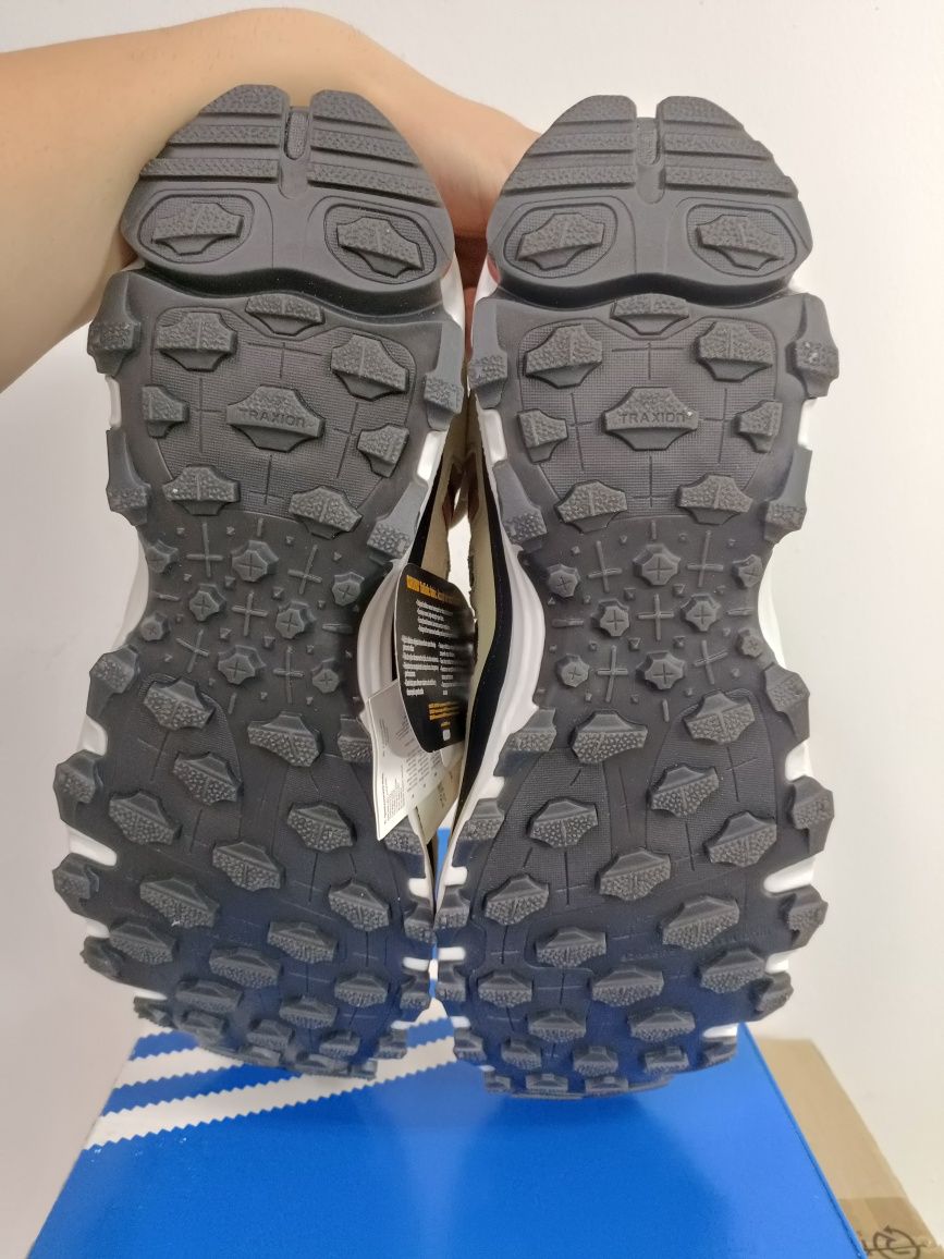 Adidas Superturf номер 44 2/3