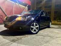Volkswagen Golf V