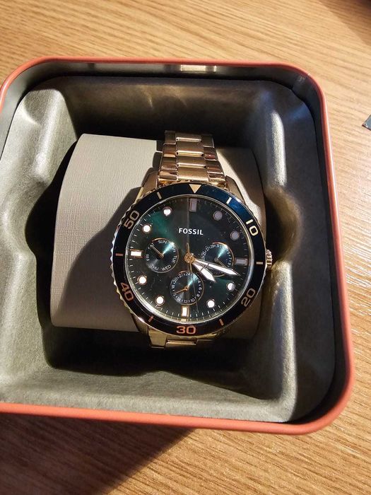 Ceas de dama FOSSIL din colectia Bannon.