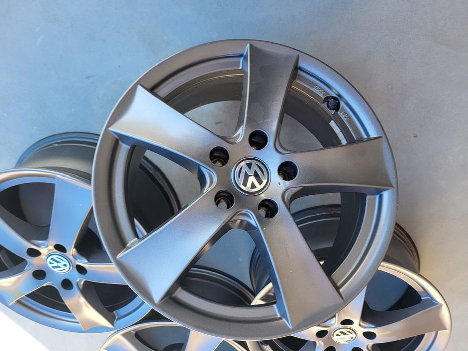 17 5x112 Vw Touran Caddy Golf Passat Skoda Audi 5х112