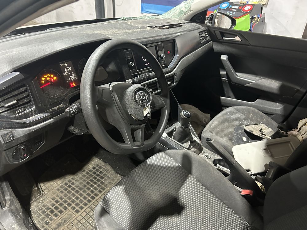 vand vw polo 2019 avariat! Avariate