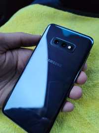 Samsung Galaxy S10e DUOS. Black. OzU 6/128 GB. Garantya beriladi