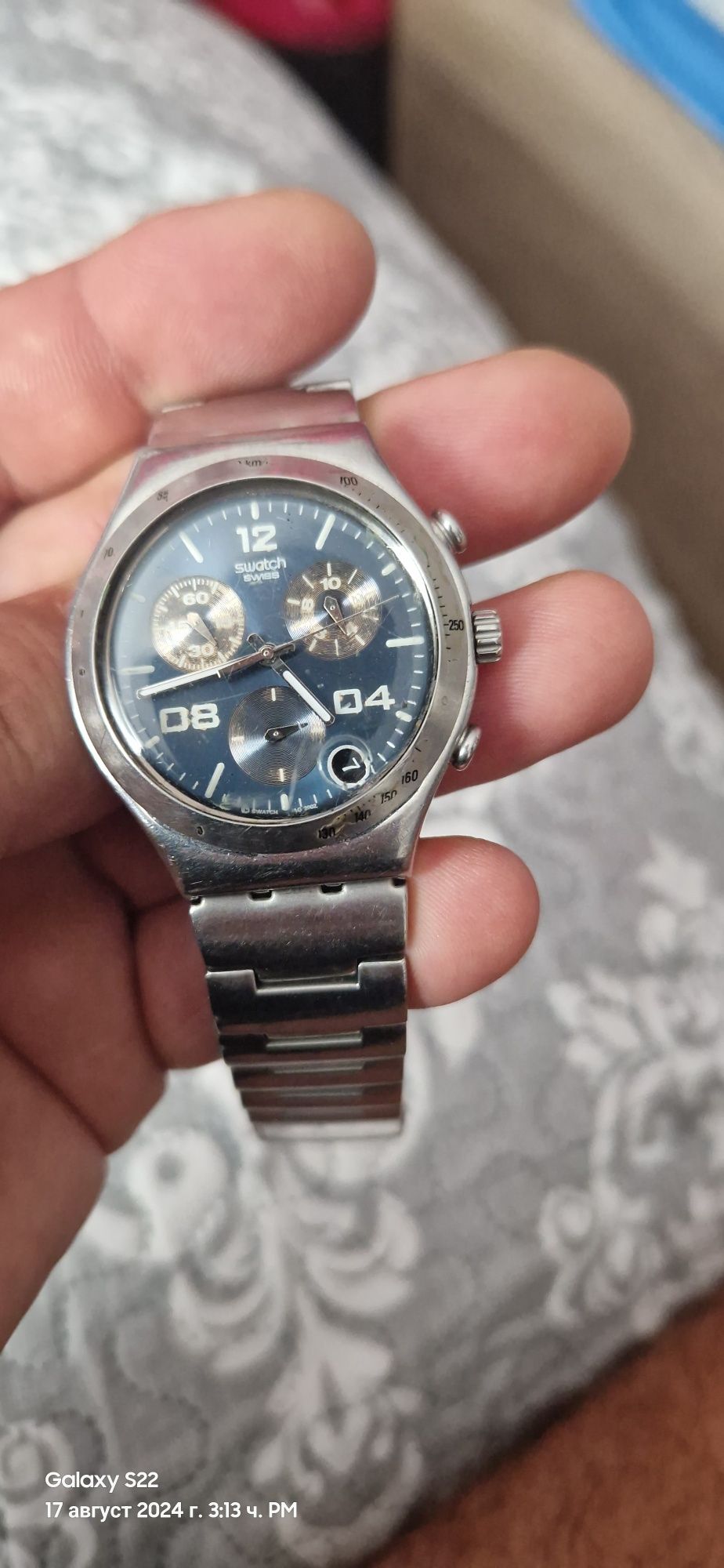 Продавам оригинален часовник swatch irony в добро състояние