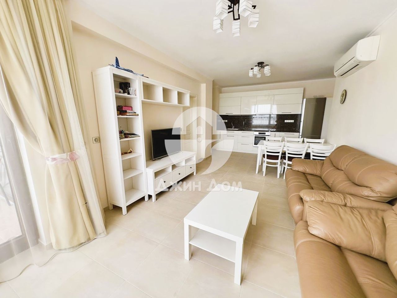 Продава се Тристаен апартамент в Несебър - 122 кв.м за 2214 €/кв.м - Снимка #1