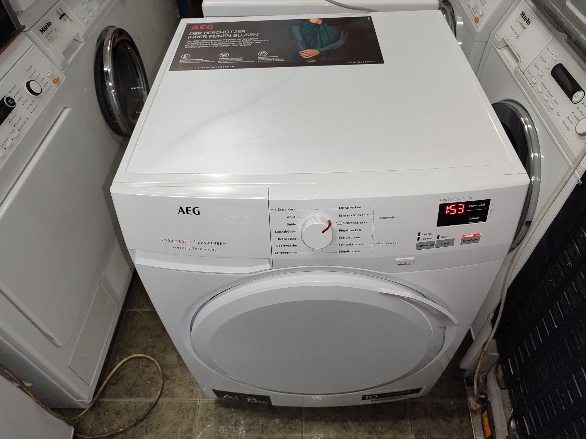 Термопомпена сушилня AEG Lavatherm T7DB40688 - 8кг.енергиен клас  A+++