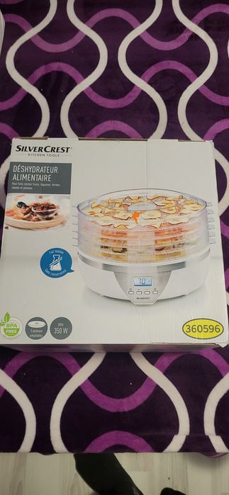 Prăjitor pentru pâine și deshidrator pentru fructe