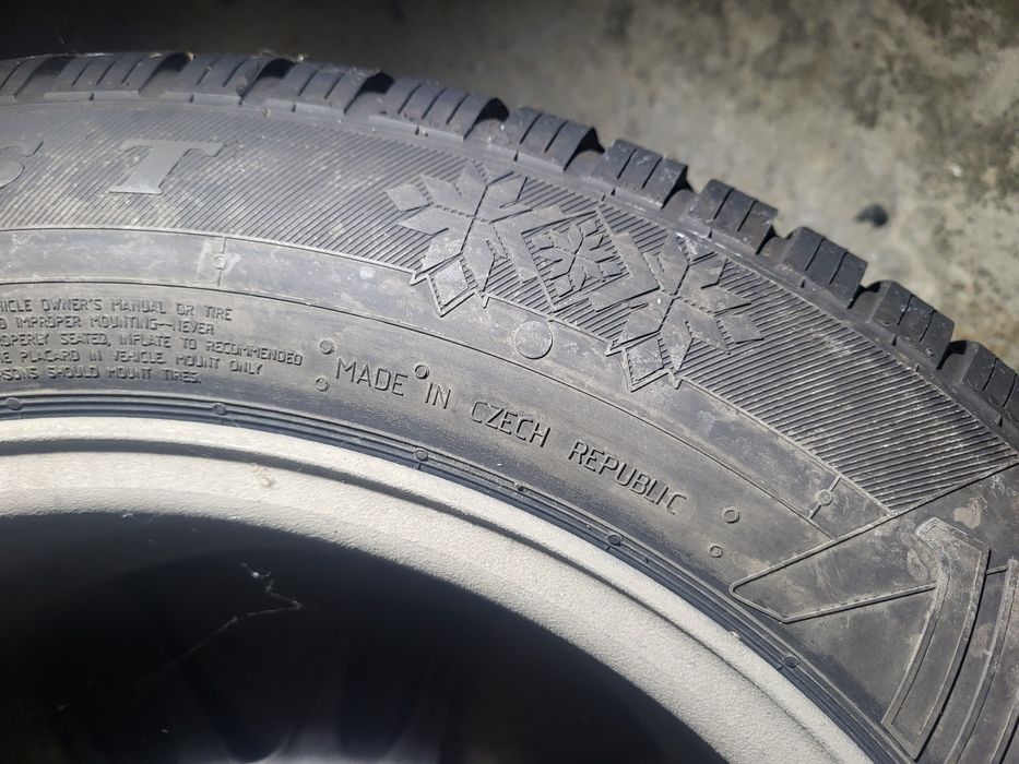 Jante cu cauciucuri noi de iarna Bmw