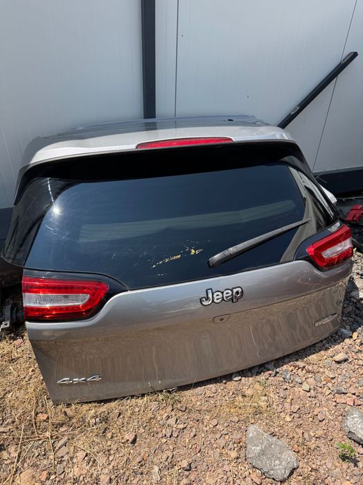 Заден капак за Jeep Cherokee 2014-2020