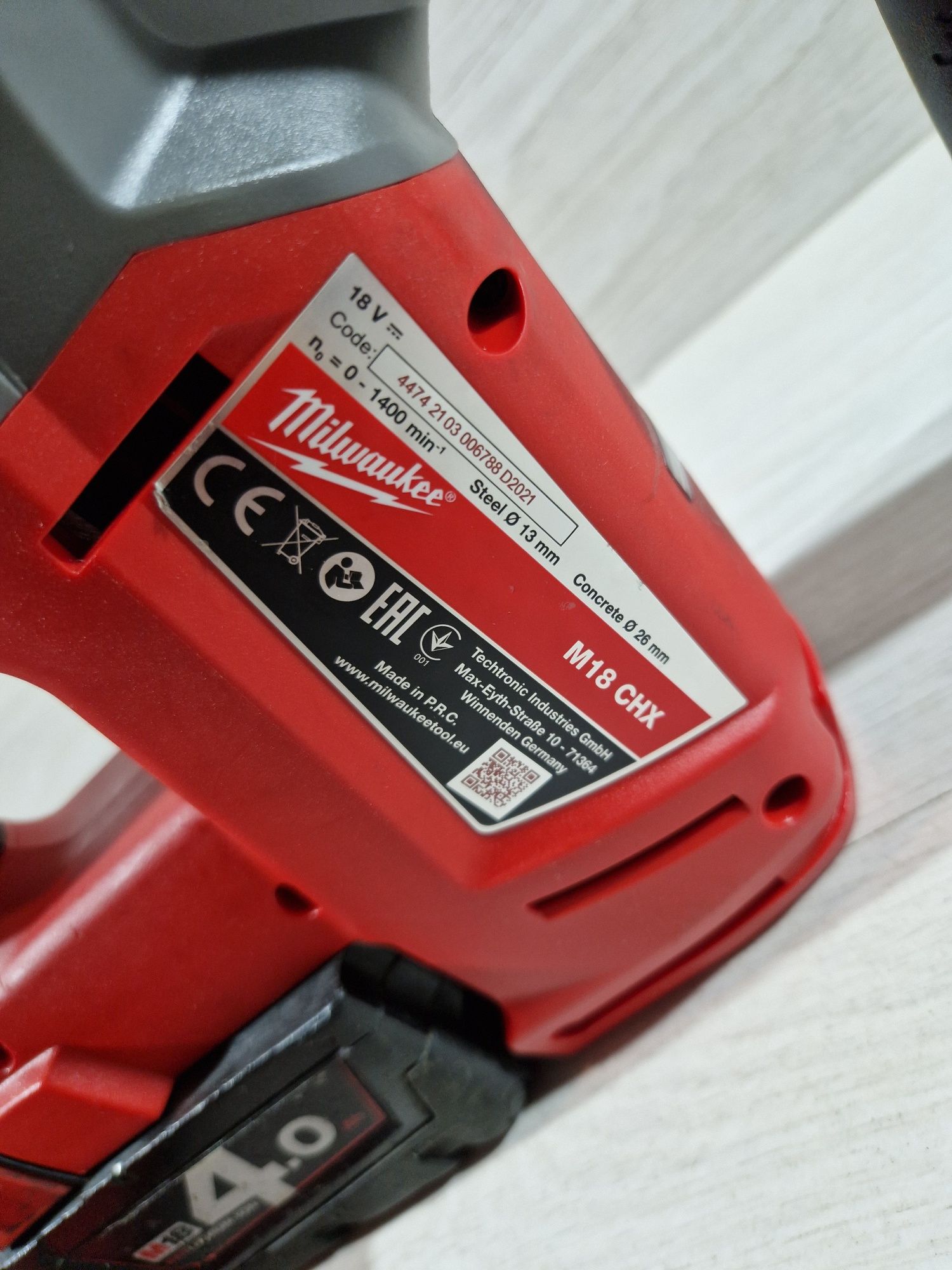 Rotopercutor MILWAUKEE M18 CHX