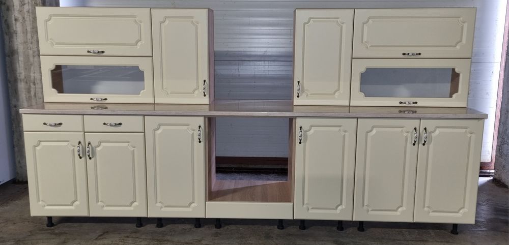 Mobila de bucatarie noua 3 ml fete mdf