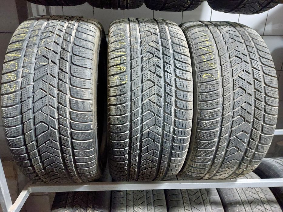 o anvelopa doua trei iarna 285 40 20 pirelli scorpion winter bmw