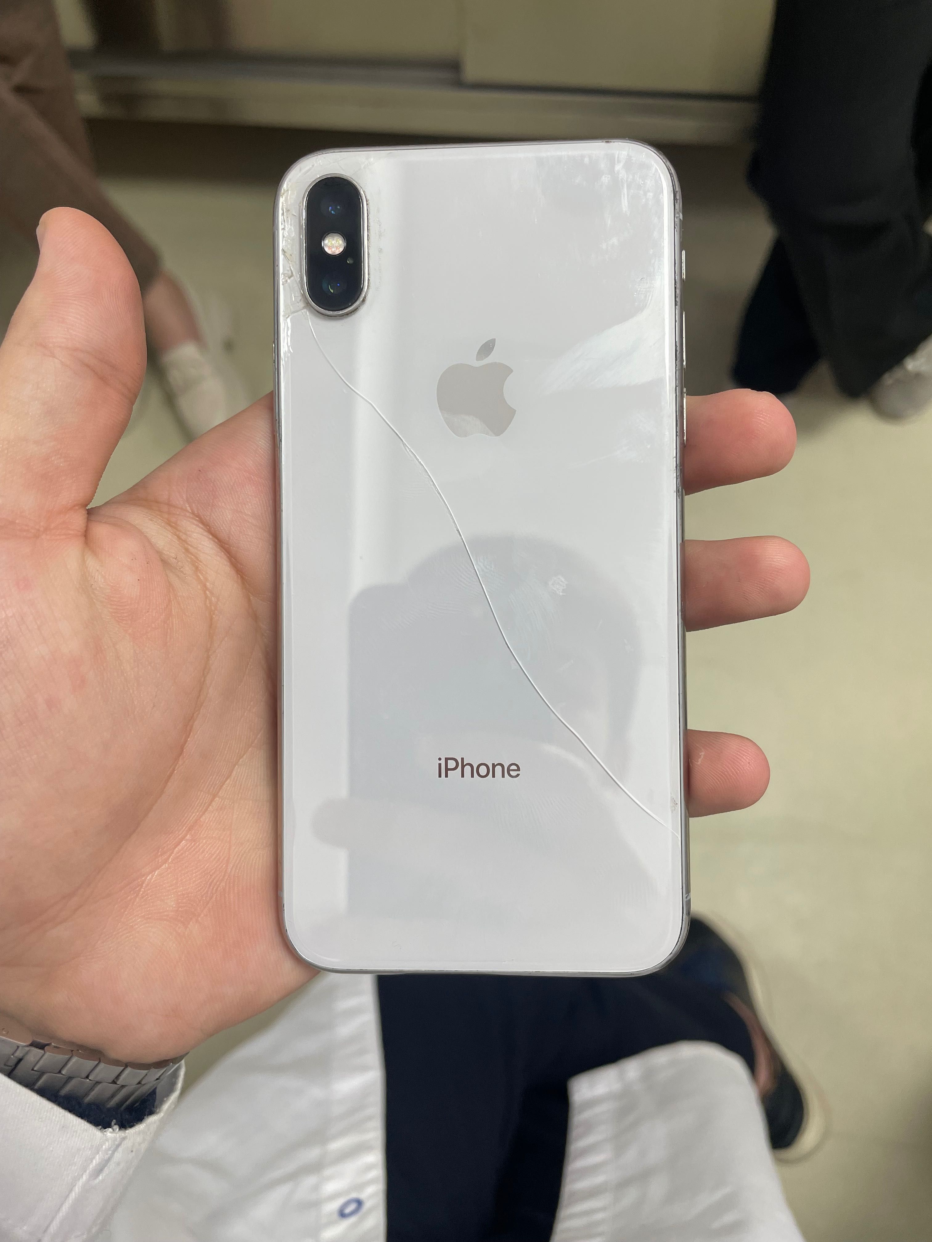 iPhone X srochnaga sotiladi 256g