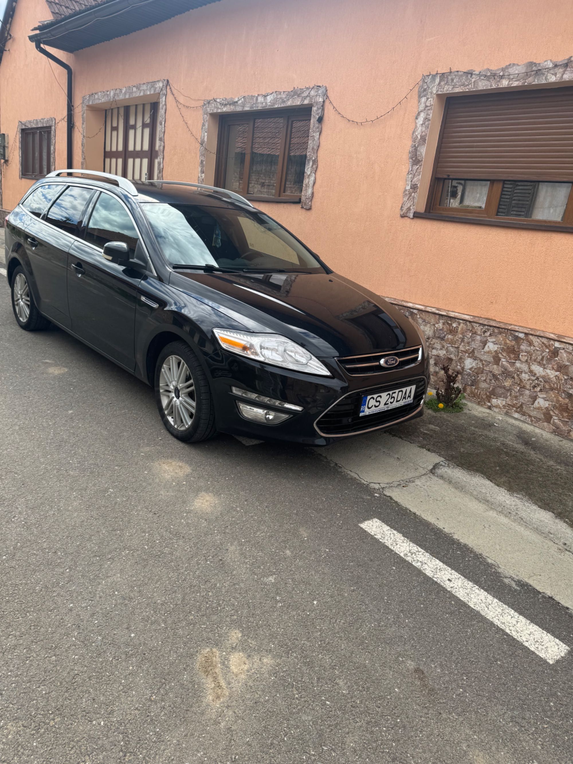 Vând Ford Mondeo MK4 2011